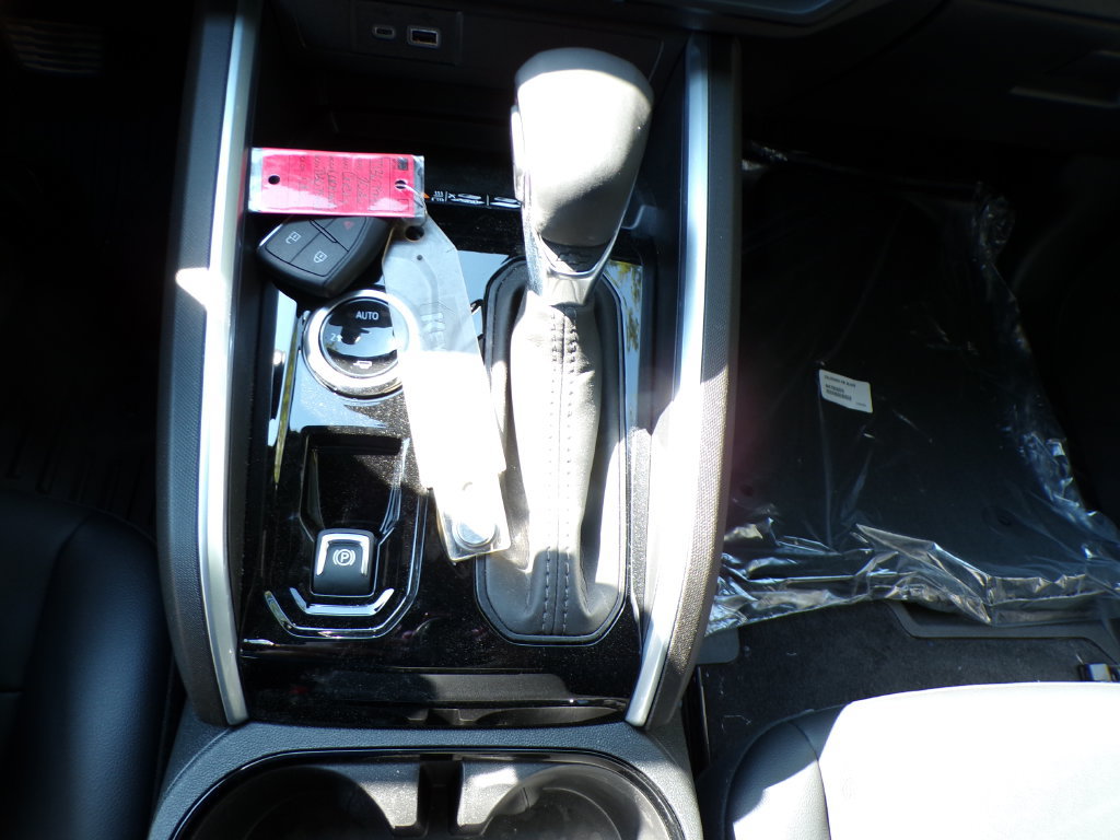 New 2026 Chevrolet Colorado Z71 w/ Technology Package AWD/4WD image 26