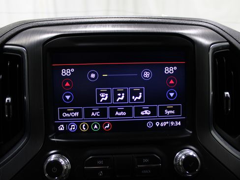 Used 2020 GMC Sierra 2500 Denali w/ Denali Ultimate Package image 19