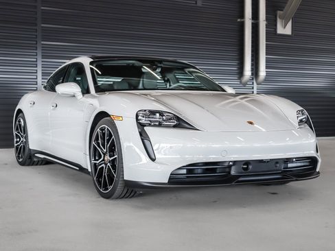 Certified 2024 Porsche Taycan 4S image 7