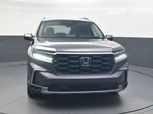 Certified 2025 Honda Pilot EX-L image 9