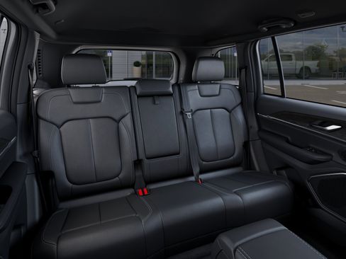 New 2026 Jeep Grand Cherokee Limited AWD/4WD image 43