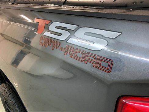 Used 2019 Toyota Tundra SR5 image 29