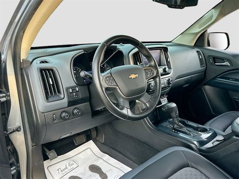 Used 2021 Chevrolet Colorado Z71 w/ Safety Package image 9