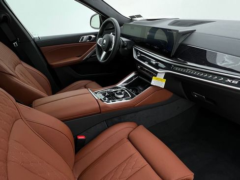 New 2026 BMW X6 xDrive40i w/ Executive Package image 12