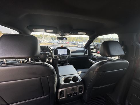 Used 2022 Ford F250 Lariat w/ FX4 Off-Road Package image 9