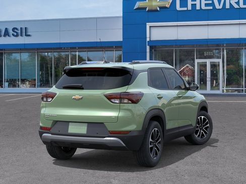 New 2026 Chevrolet TrailBlazer LT w/ LT Cold Weather Package AWD/4WD image 4