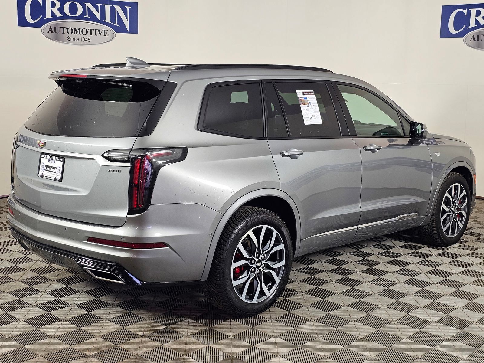 Used 2024 Cadillac XT6 Sport w/ Technology Package AWD/4WD image 29