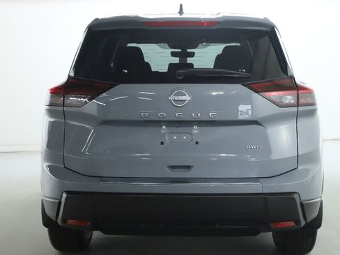 Certified 2026 Nissan Rogue SV w/ Cold Weather Package AWD/4WD image 41