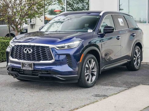 Certified 2025 INFINITI QX60 Luxe image 3