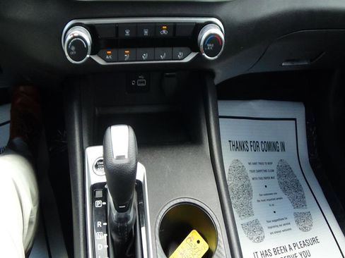 Used 2024 Nissan Altima 2.5 SV image 29