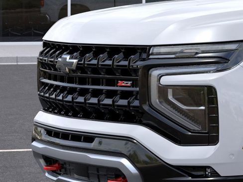 New 2026 Chevrolet Suburban Z71 image 13