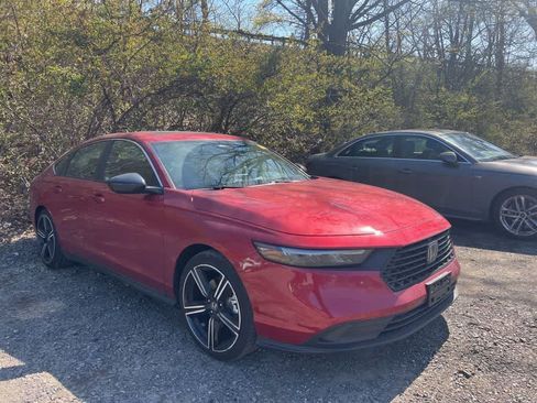 Used 2023 Honda Accord Sport image 15