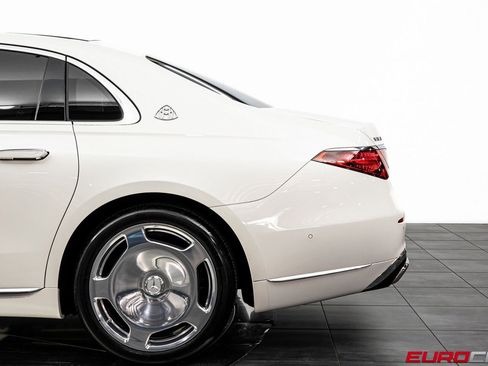 Used 2023 Mercedes-Benz Maybach S 680 4MATIC image 15
