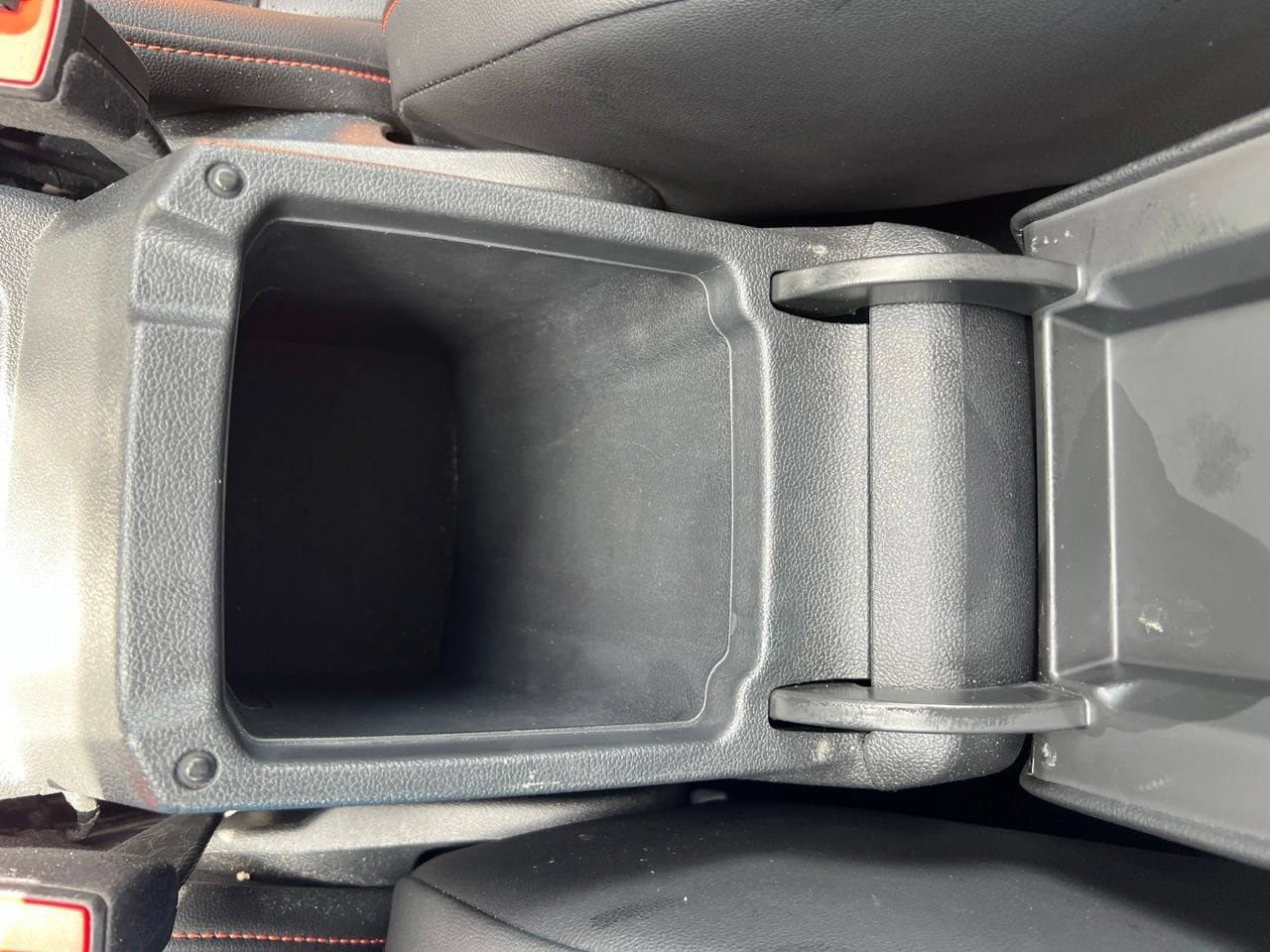 Used 2024 Volkswagen Tiguan SE FWD image 23