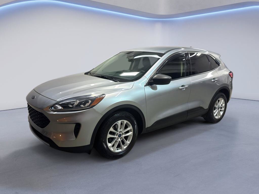 Used 2022 Ford Escape SE w/ Convenience Package FWD image 3