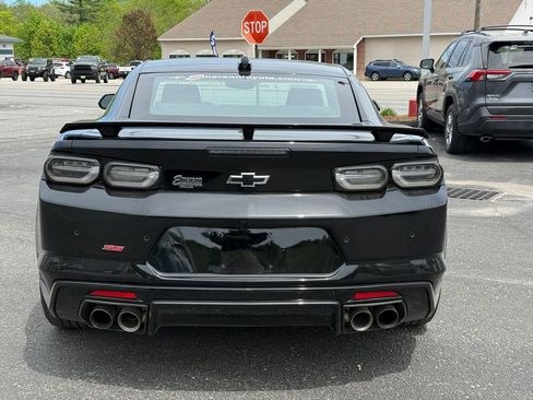 Used 2021 Chevrolet Camaro SS w/ LPO, Ground Effects Package RWD image 4