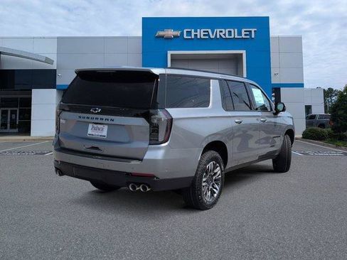New 2026 Chevrolet Suburban Z71 w/ Comfort Package AWD/4WD image 6