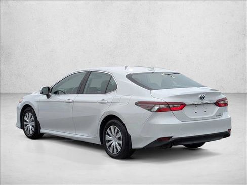 Used 2024 Toyota Camry LE image 8