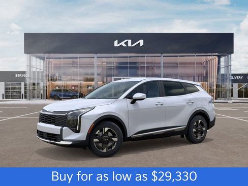 New 2026 Kia Sportage LX image 3