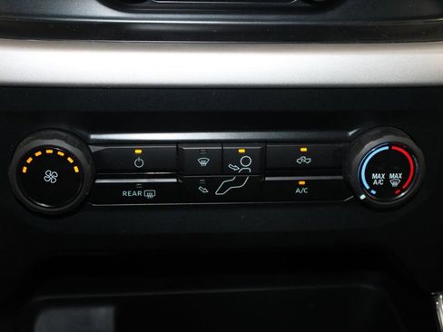 Used 2023 Ford F150 XLT w/ XTR Package image 42