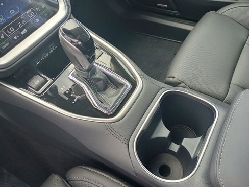 New 2025 Subaru Outback Touring XT w/ Popular Package #2 image 22