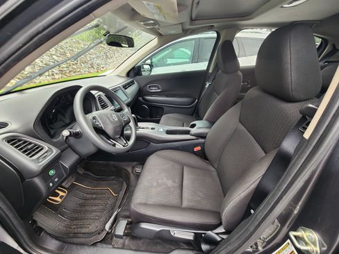Used 2016 Honda HR-V EX image 11