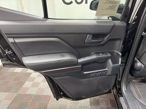 Used 2026 Toyota 4Runner SR5 AWD/4WD image 18