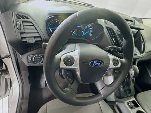 Used 2016 Ford Escape SE w/ Equipment Group 201A image 11