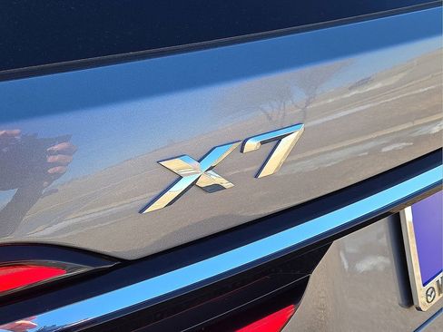 Used 2026 BMW X7 xDrive40i image 11