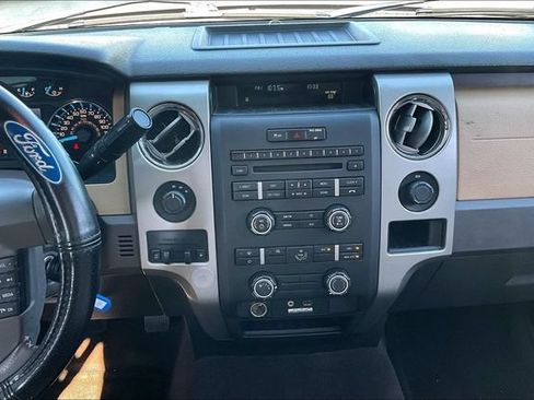 Used 2011 Ford F150 XLT w/ XLT Chrome Pkg AWD/4WD image 4
