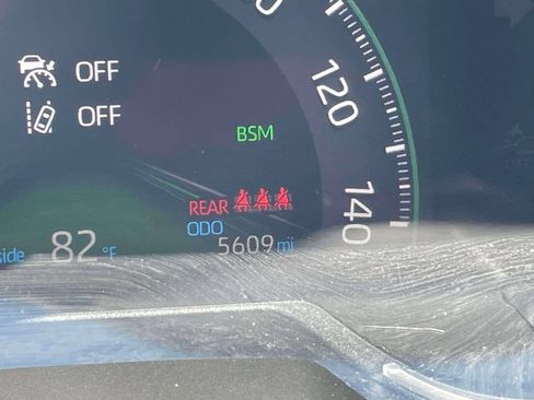 Used 2025 Toyota RAV4 XLE AWD/4WD image 26