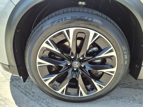 Used 2024 MAZDA CX-90 Plug-In Hybrid w/ Premium Pkg AWD/4WD image 9