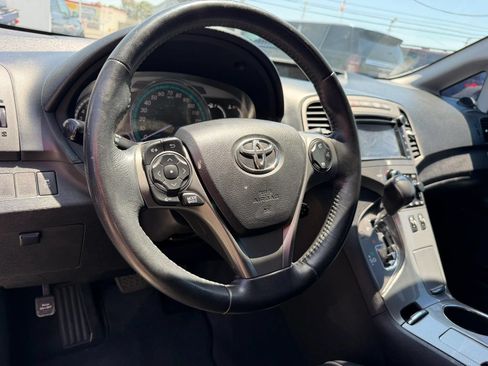 Used 2014 Toyota Venza XLE w/ XLE Premium Package FWD image 11