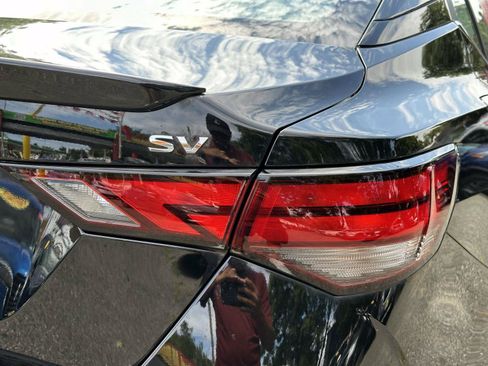Certified 2023 Nissan Sentra SV FWD image 11
