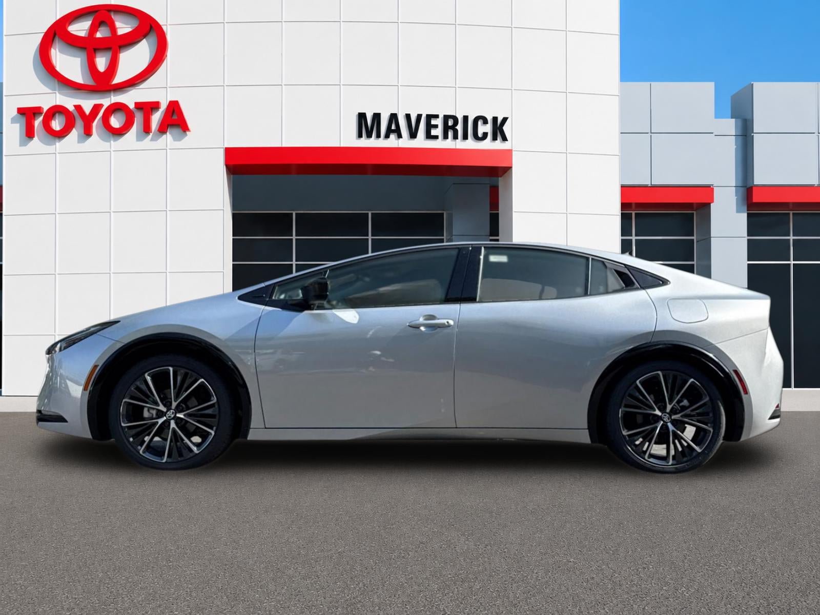 New 2027 Toyota Prius XLE FWD image 2