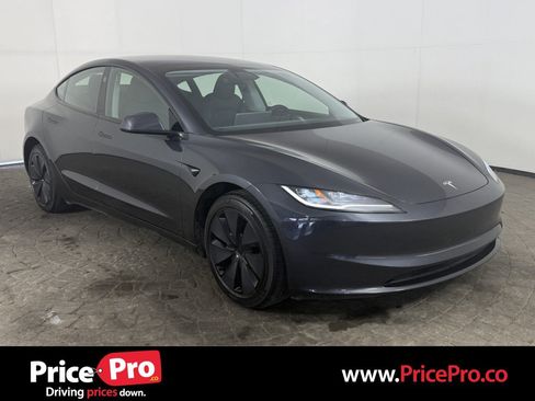 Used 2025 Tesla Model 3 Long Range RWD image 1