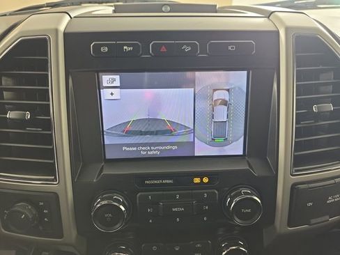 Used 2019 Ford F250 Lariat w/ Lariat Value Package image 11