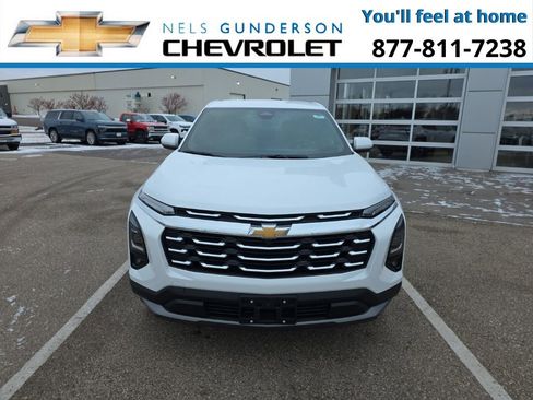 New 2026 Chevrolet Equinox LT w/ Convenience Package II image 2