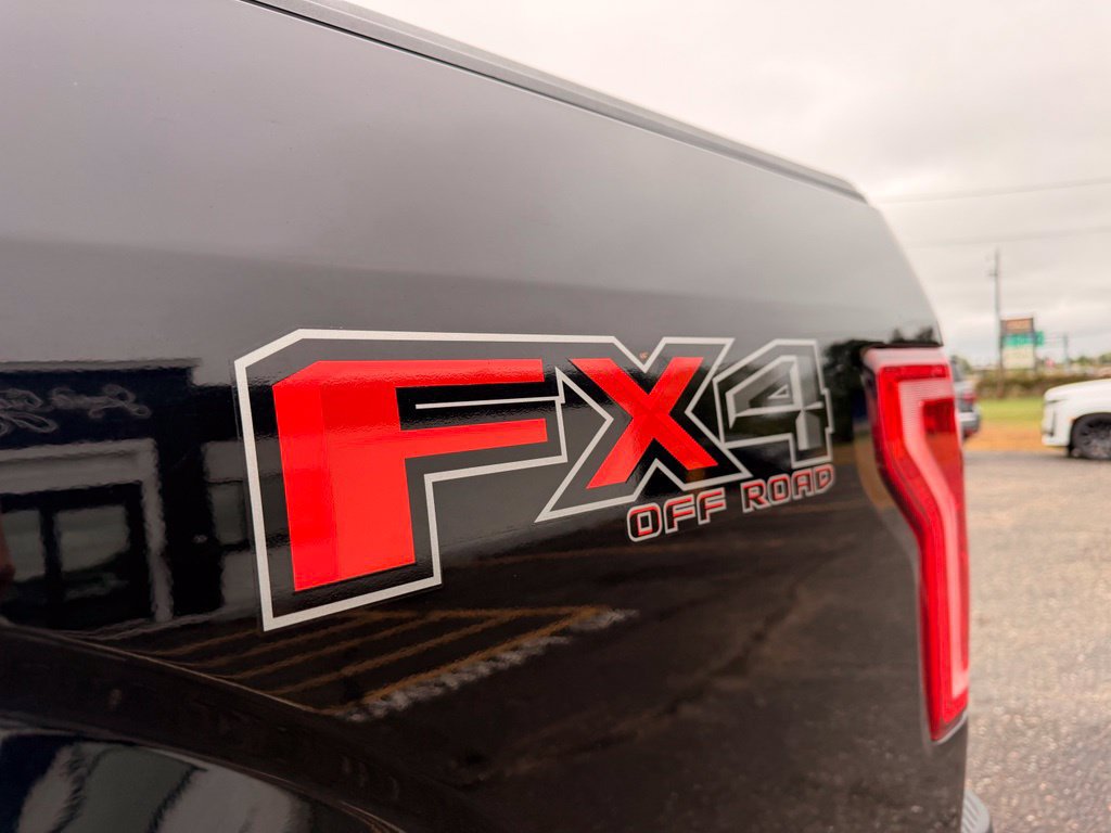 Used 2016 Ford F150 XLT w/ Equipment Group 302A Luxury AWD/4WD image 18