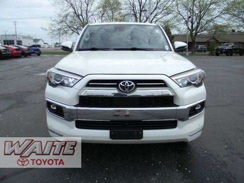 Used 2023 Toyota 4Runner Limited AWD/4WD image 6