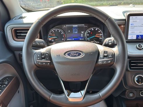 Used 2023 Ford Maverick Lariat w/ Lariat Luxury Package AWD/4WD image 23