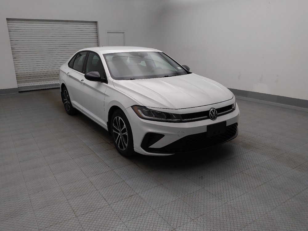 Used 2025 Volkswagen Jetta Sport FWD image 13