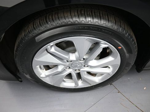 Certified 2019 Honda Accord LX image 14