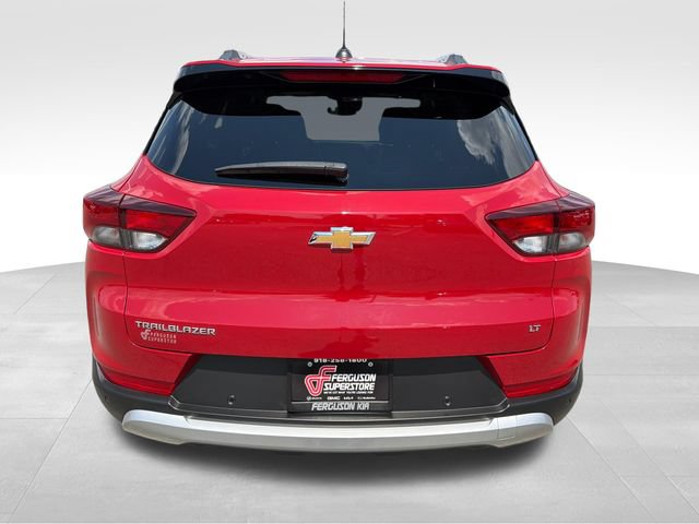 Used 2026 Chevrolet TrailBlazer LT w/ LT Cold Weather Package FWD image 6