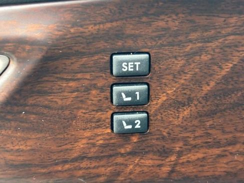 Used 2024 Subaru Ascent Touring image 24