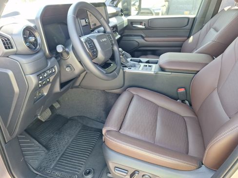 Used 2026 Toyota Land Cruiser w/ Premium Package AWD/4WD image 15
