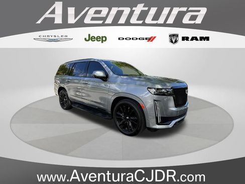 Used 2024 Cadillac Escalade Sport Platinum w/ LPO, ONYX Package AWD/4WD image 1