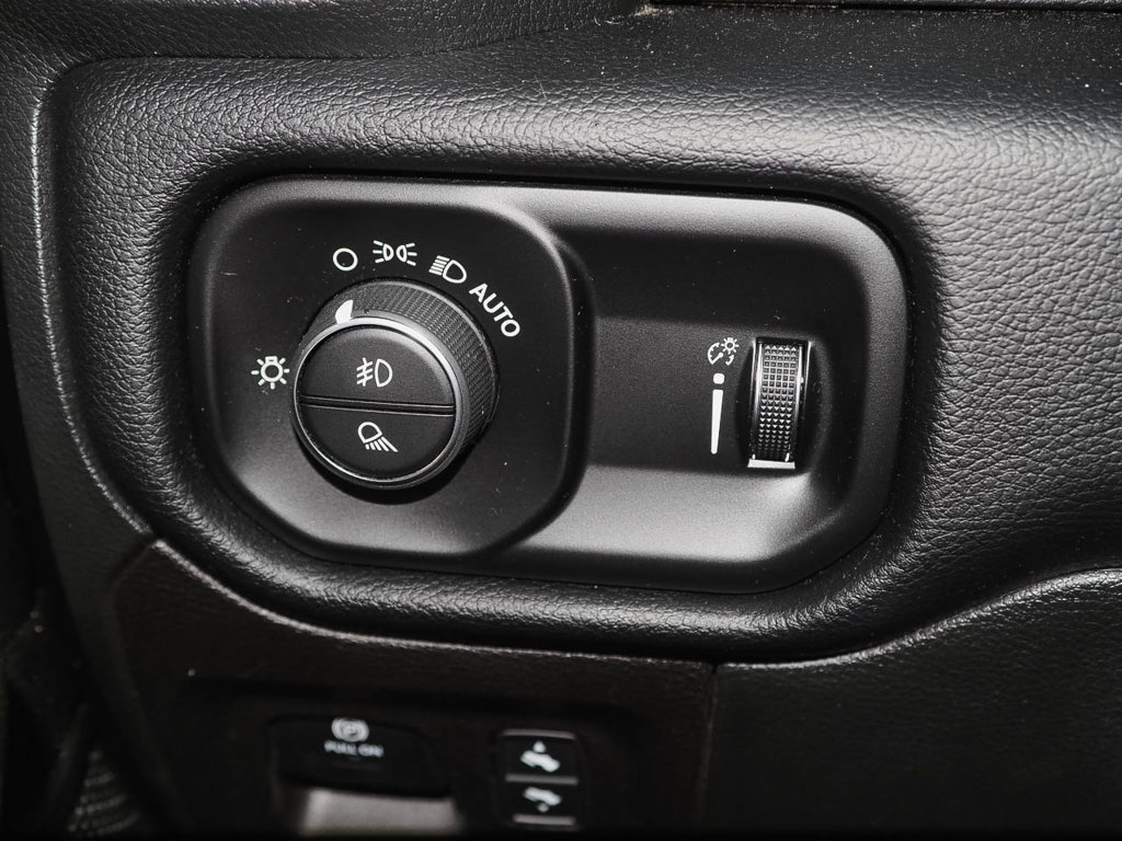 Used 2021 RAM 1500 Big Horn AWD/4WD image 27