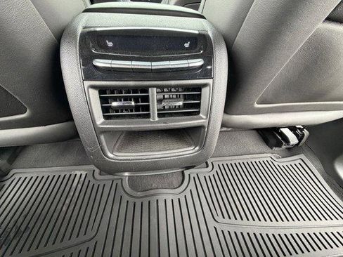 Used 2017 Cadillac XT5 Platinum w/ Driver Assist Package image 16