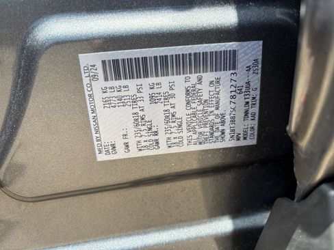 Used 2025 Nissan Rogue SV AWD/4WD image 31